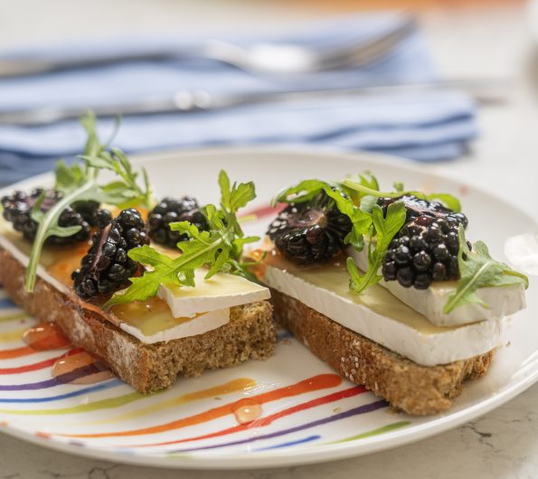 Prue & John’s Brie and Blackberries with Chilli Jelly on Soda Bread